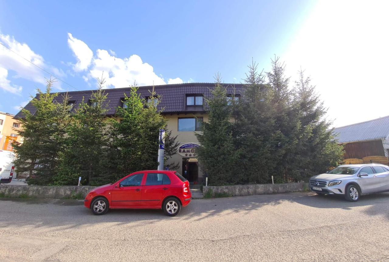 Ramona Hotel Gura Humorului Exterior photo
